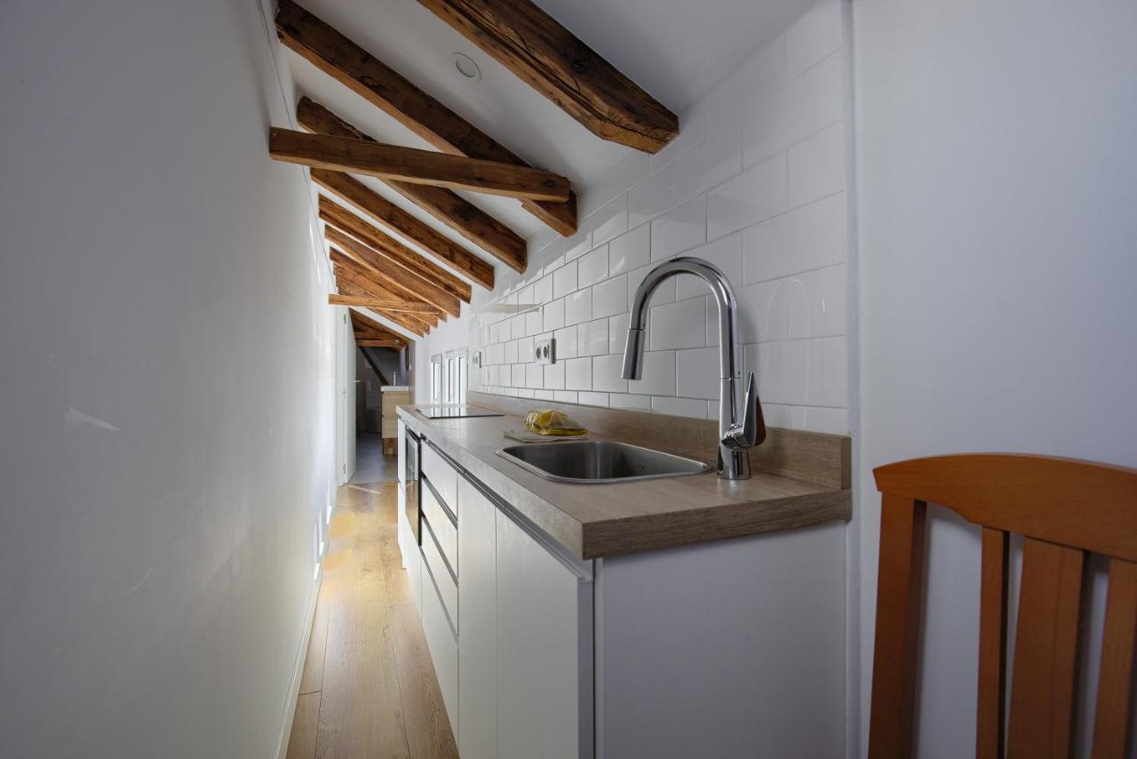 Charming Barrio De Las Letras Madrid Exterior photo